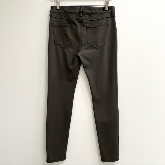 Stitchfix Liverpool olive green button front ponte knit skinny pants size 6 - Picture 2 of 7